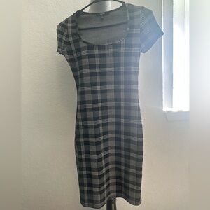 Papaya Black & White Plaid Bodycon Dress Size Small Stretch